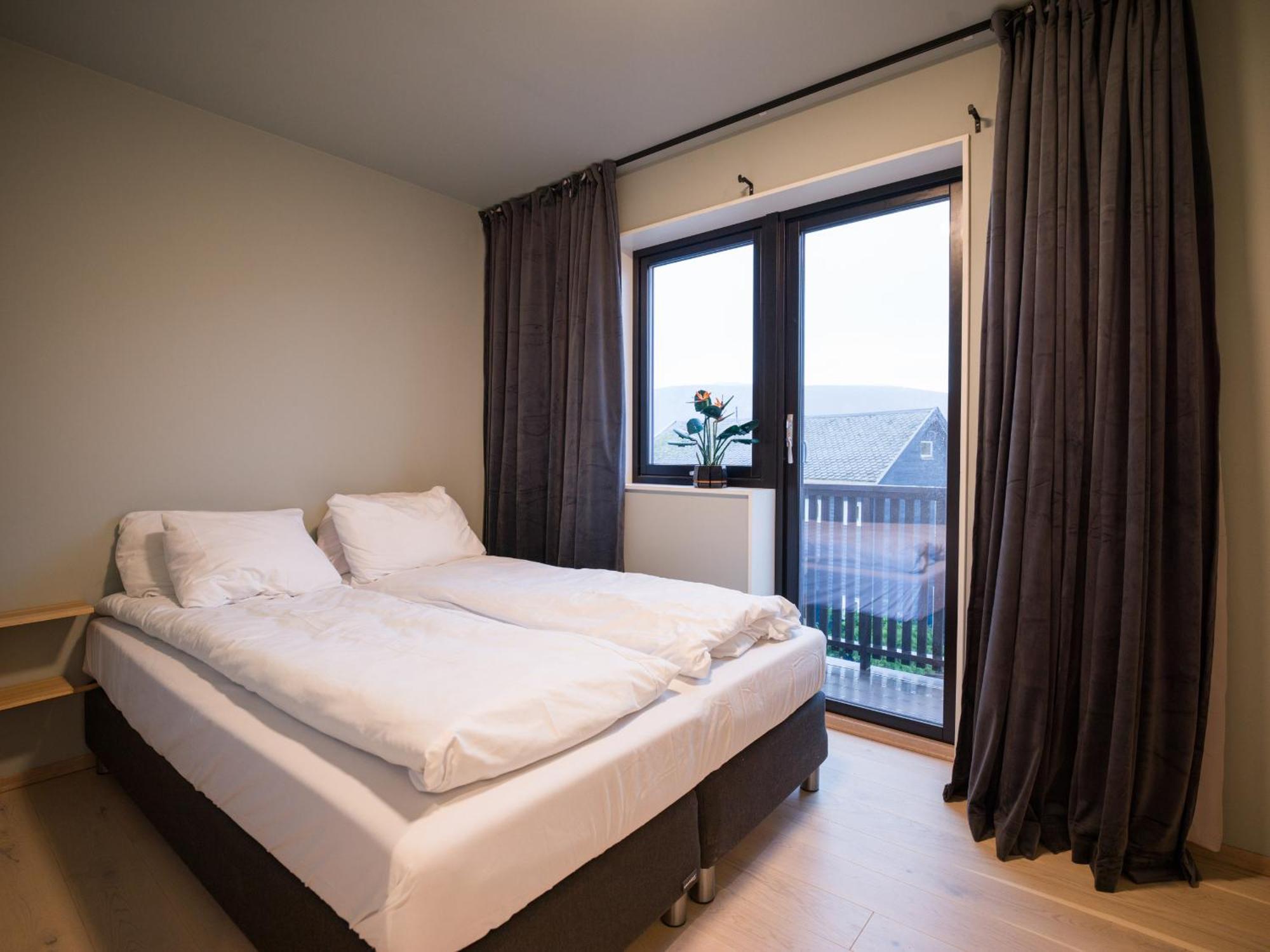 Modern And Central Apartment In Quiet Street Tromso Exterior photo